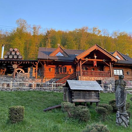 Villa Koliba U Rytiera Zvolen Exterior foto